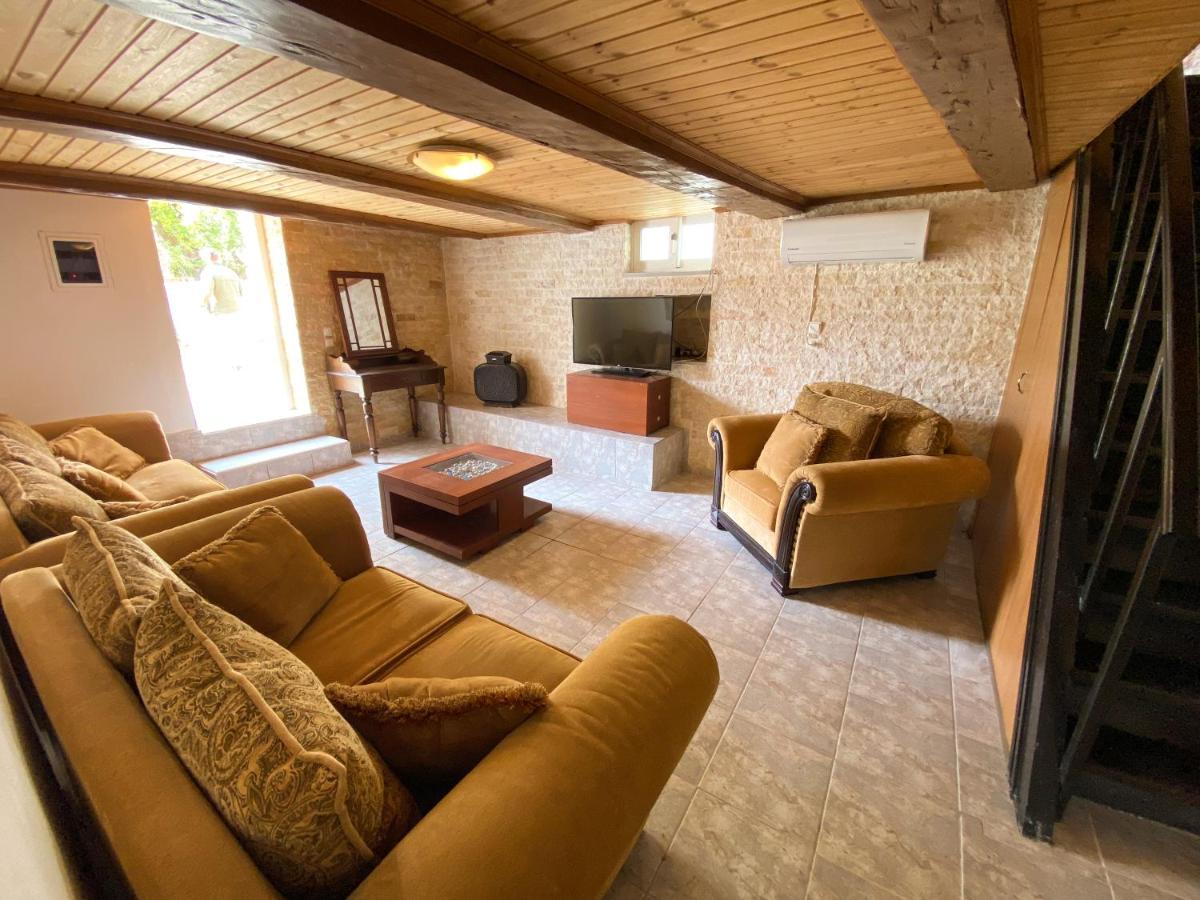 Апартаменти Pulchra Campis,Private Pool,Wifi,Parking Nerokouros Екстер'єр фото